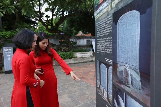 Kỷ niệm 1010 năm Thăng Long – Hà Nội: Triển lãm “Hà Nội - Huế - Sài Gòn: Truyền thống và phát triển” - Ảnh 1.