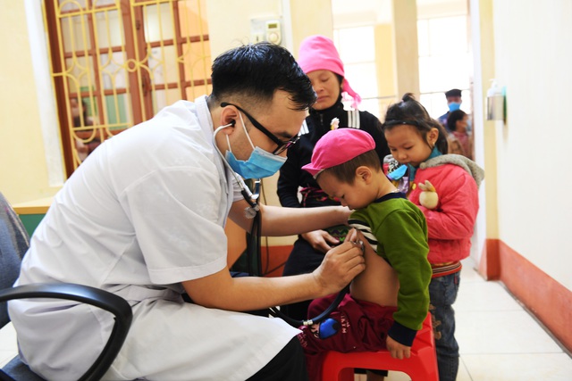 Hơn 2.700 trẻ em Yên Bái được khám sàng lọc bệnh tim miễn phí  - Ảnh 14.