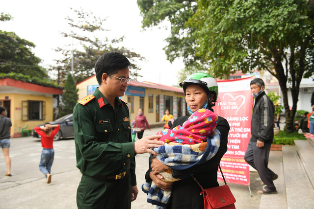 Hơn 2.700 trẻ em Yên Bái được khám sàng lọc bệnh tim miễn phí  - Ảnh 4.