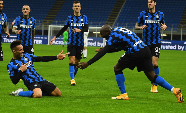 Vòng 8 Serie A: Inter thắng dễ Torino, Roma thắng đậm Parma - Ảnh 3.