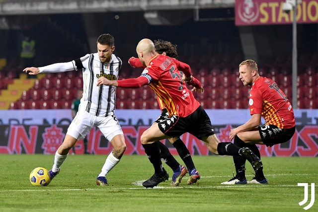 Benevento 1-1 Juventus: Chia điểm thất vọng trong ngày không Ronaldo - Ảnh 1.