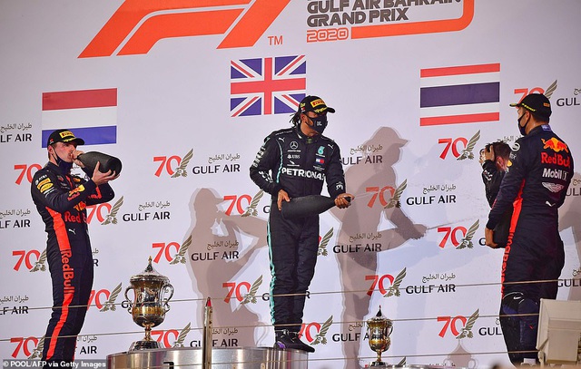 Lewis Hamilton về nhất tại GP Bahrain 2020 - Ảnh 4.