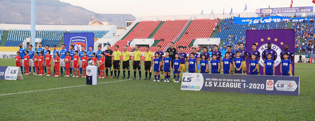 ẢNH: Thắng đậm Than Quảng Ninh, CLB Hà Nội vẫn mất ngôi vô địch V.League - Ảnh 1.