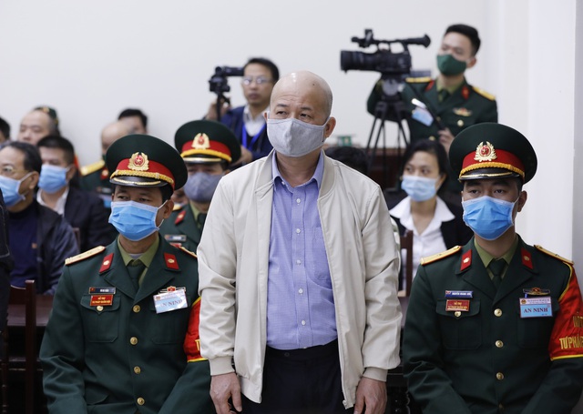 Xét xử phúc thẩm vụ Đinh Ngọc Hệ: Cựu Thứ trưởng Bộ Quốc phòng Nguyễn Văn Hiến được giảm án - Ảnh 1.