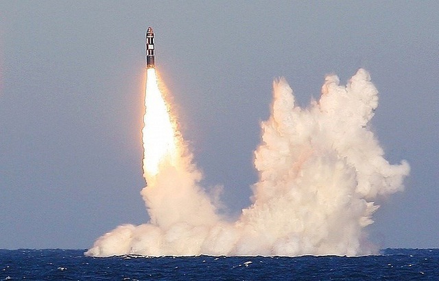 Nga phóng thử thành công tên lửa đạn đạo liên lục địa Bulava - Ảnh 1.