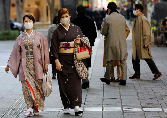 Nhật Bản lần đầu tiên ghi nhận số ca nhiễm mới trên 3.000 ca/ngày - Ảnh 1.