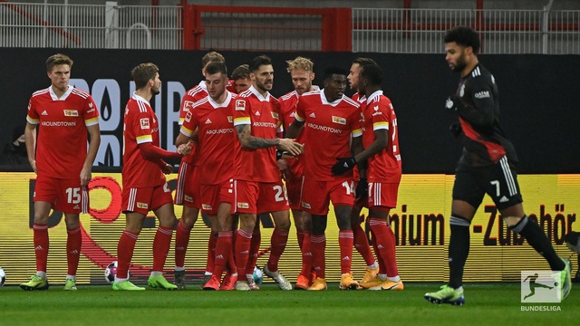 Chia điểm trên sân Union Berlin, Bayern Munich tạm giữ được ngôi đầu - Ảnh 1.