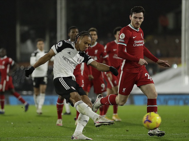 Fulham 1-1 Liverpool: Bỏ lỡ ngôi đầu - Ảnh 1.