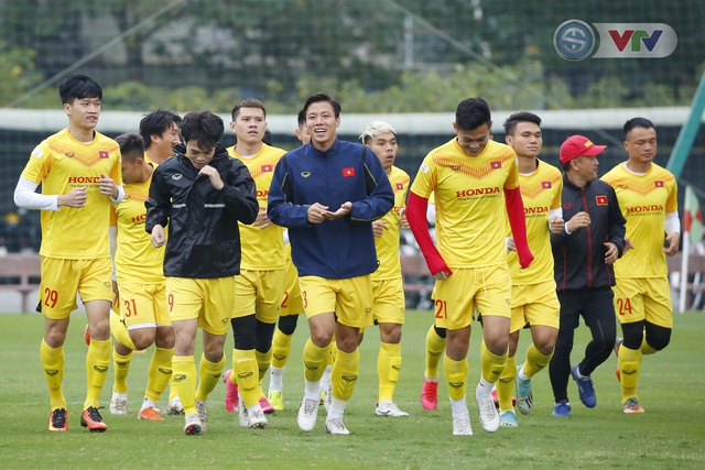 HLV Park Hang Seo triệu tập 24 cầu thủ U22 Việt Nam đá giao hữu với ĐTQG Việt Nam - Ảnh 1.
