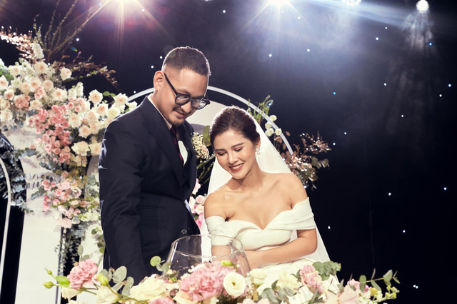 MC Thu Hoài khoe ảnh lễ cưới, khoảnh khắc cô dâu xinh đẹp tuyệt trần - Ảnh 7.