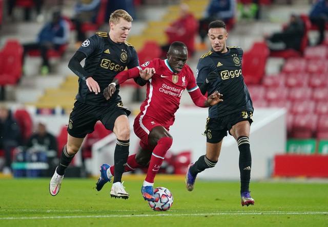 Liverpool 1-0 Ajax: Chiến thắng nhọc nhằn, thẳng tiến vòng trong - Ảnh 2.