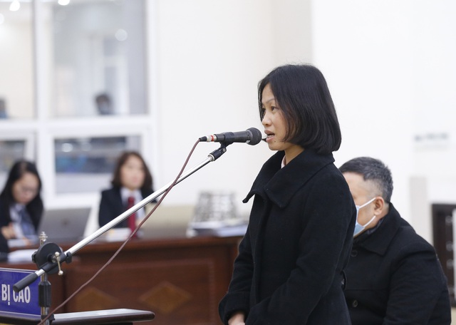 Hàng trăm người bị hại đến dự phiên tòa xét xử trùm đa cấp Liên Kết Việt - Ảnh 7.