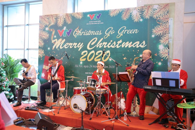 VTV Christmas go Green - Lung linh sắc màu Giáng sinh tại Đài Truyền hình Việt Nam - Ảnh 14.