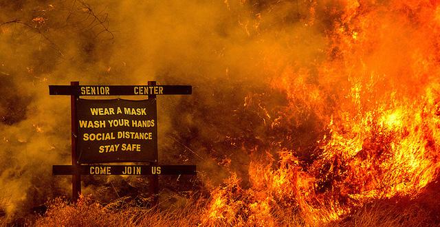 Cháy rừng hoành hành tại California, hàng nghìn người phải sơ tán - Ảnh 1.