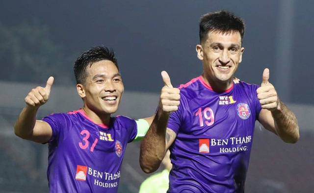 CLB Hà Nội nhận thất bại trước CLB Sài Gòn ở giải tứ hùng - Ảnh 1.