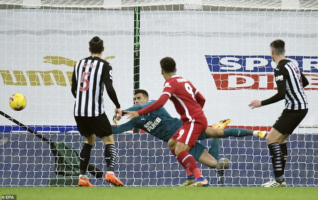 Newcastle 0-0 Liverpool: Karl Darlow xuất thần, Liverpool chia điểm đáng tiếc - Ảnh 1.