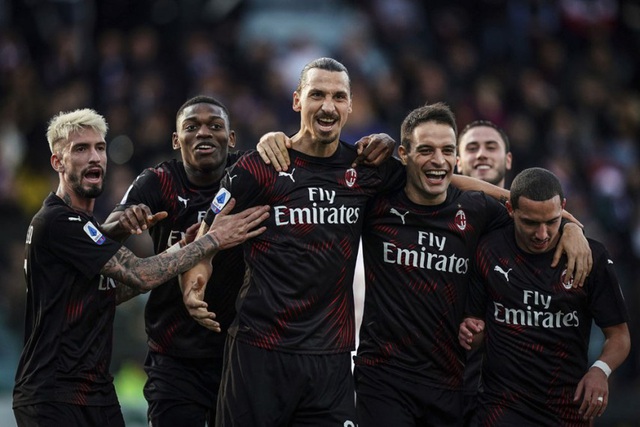 Zlatan Ibrahimovic đã trở lại AC Milan - Ảnh 1.