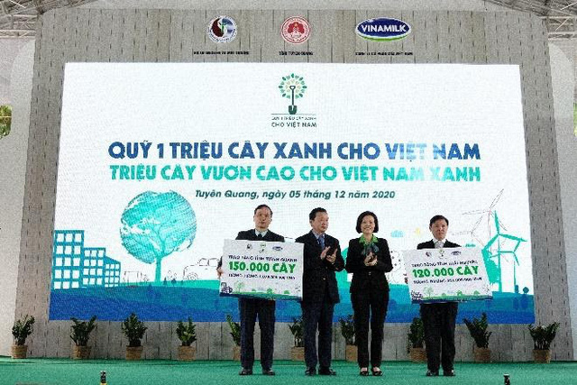 Vinamilk và Quỹ 1 triệu cây xanh cho Việt Nam được vinh danh trong Top 10 Hoạt động vì môi trường xuất sắc nhất 2020 - Ảnh 2.