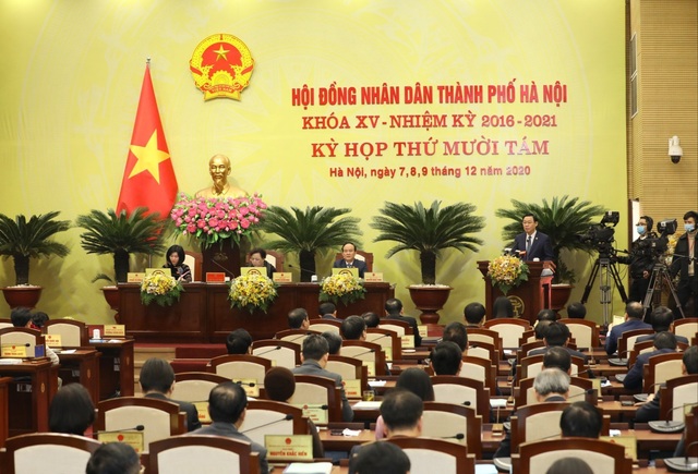 Bí thư Thành ủy Hà Nội: Giải quyết những vấn đề dân sinh bức xúc ngay trong năm 2021 - Ảnh 1.