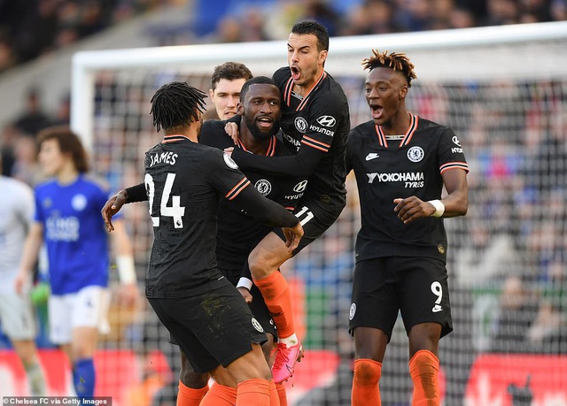 Leicester City 2-2 Chelsea: Hiệp 2 bùng nổ, trận hòa kịch tính - Ảnh 3.