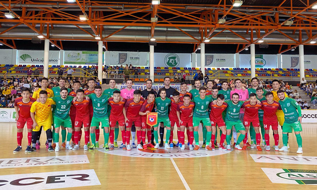 Giao hữu tại Tây Ban Nha: ĐT futsal Việt Nam 1-3 CLB Uma Antaquera  - Ảnh 1.