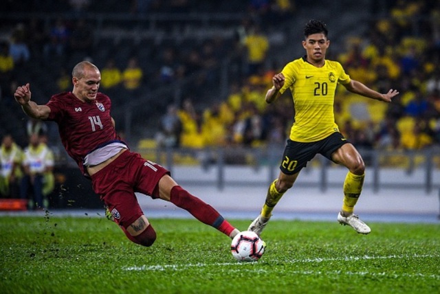 Thánh địa Bukit Jalil của ĐT Malaysia thay đổi mặt cỏ trước trận gặp ĐT Việt Nam - Ảnh 1.