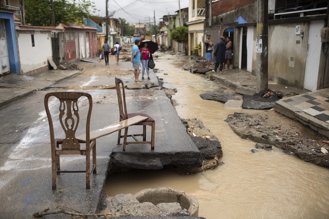 Brazil trải qua mùa mưa tồi tệ nhất lịch sử, thêm 40 người thiệt mạng - Ảnh 3.