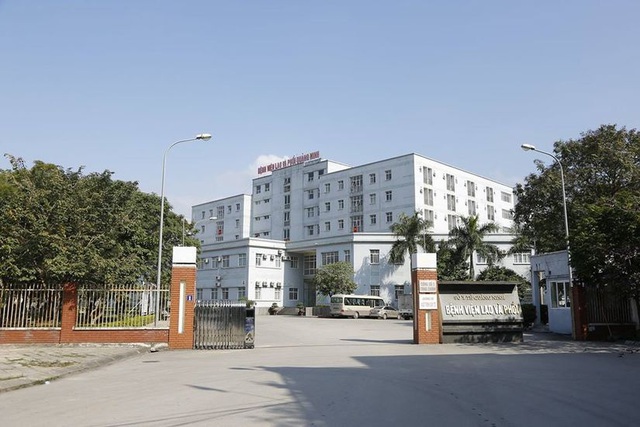 Quảng Ninh bác bỏ thông tin “phong tỏa” Bệnh viện Lao và Phổi - Ảnh 1.