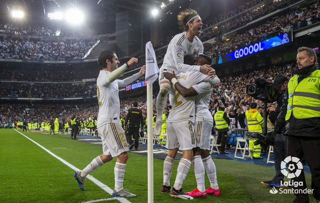 Real Madrid giành chiến thắng trước Barcelona trong trận Siêu kinh điển - Ảnh 2.