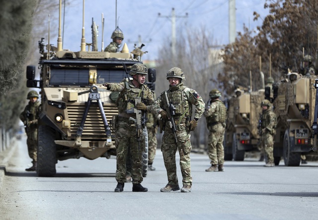 Tấn công khủng bố tại Afghanistan, ít nhất 27 người thiệt mạng - Ảnh 1.