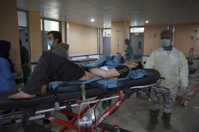 Tấn công khủng bố tại Afghanistan, ít nhất 27 người thiệt mạng - Ảnh 6.