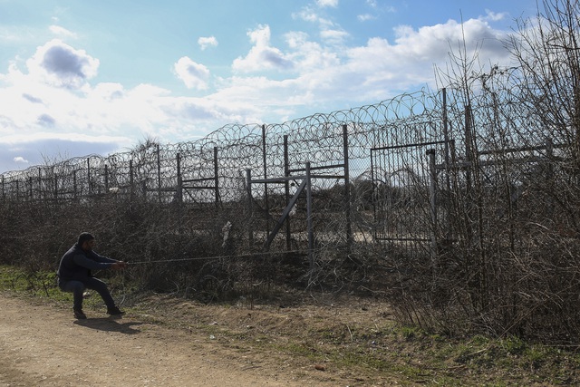 Tái diễn đụng độ giữa cảnh sát và người di cư tại biên giới Thổ Nhĩ Kỳ - Hy Lạp - Ảnh 5.