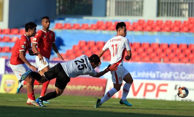 Chùm ảnh trận đấu giữa Hồng Lĩnh Hà Tĩnh 0-1 CLB Viettel (Vòng 1 LS V.League 2020) - Ảnh 10.