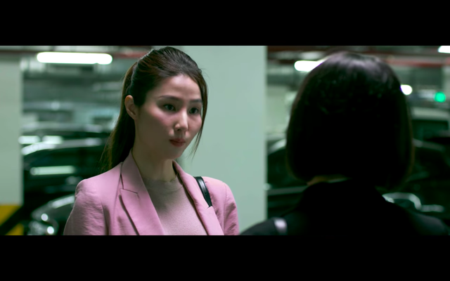 Tình yêu và tham vọng - Tập 7: Tuệ Lâm đứng sau, tuyển ngầm em gái Linh vào Hoàng Thổ làm - Ảnh 2.