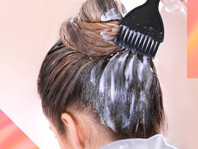 Bật mí mẹo nhuộm tóc an toàn tại gia mùa COVID-19 - Ảnh 2.