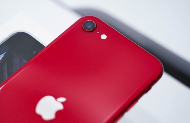 Trên tay iPhone SE 2020 đầu tiên tại Việt Nam, giá từ 12,7 triệu đồng - Ảnh 5.