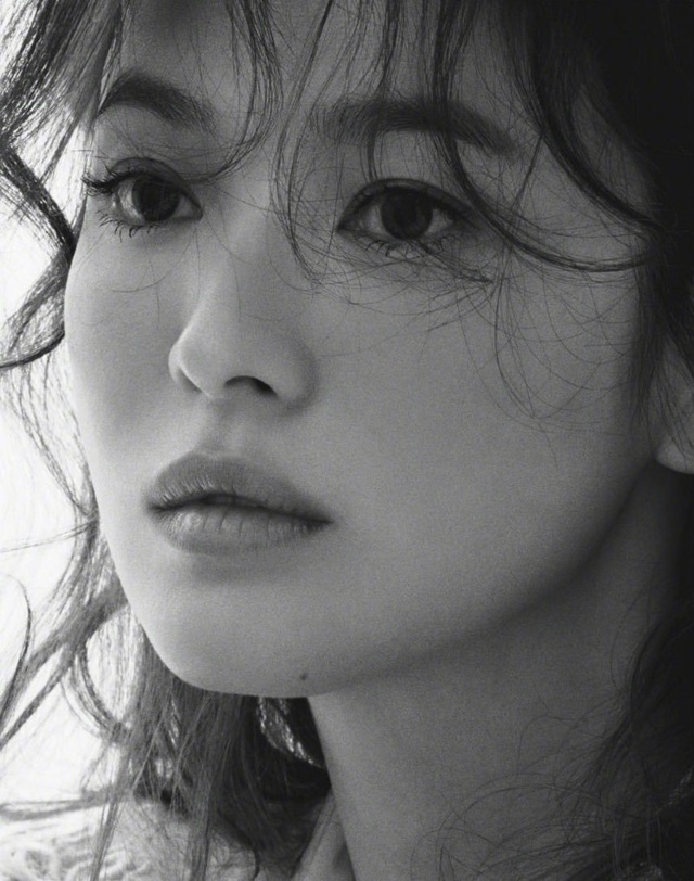 Song Hye Kyo đẹp lạ! - Ảnh 11.