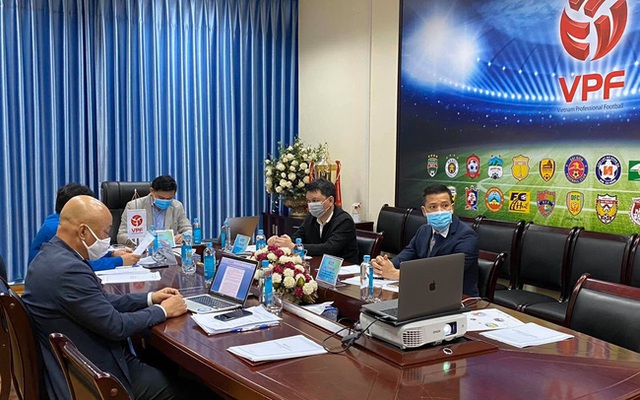 Bình luận thể thao ngày 3/4/2020: Tương lai bóng đá Việt Nam và sự ảnh hưởng bởi COVID-19 - Ảnh 1.