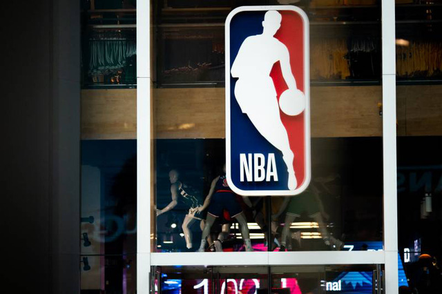 NBA nhận được lời mời tới thi đấu tại Las Vegas - Ảnh 1.