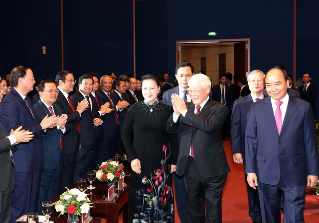 Lãnh đạo Đảng, Nhà nước dự Lễ kỷ niệm 130 năm ngày sinh Chủ tịch Hồ Chí Minh - Ảnh 2.