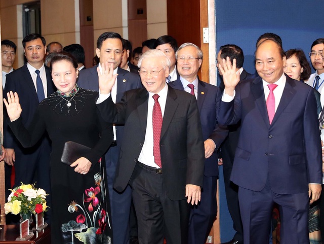 Lãnh đạo Đảng, Nhà nước dự Lễ kỷ niệm 130 năm ngày sinh Chủ tịch Hồ Chí Minh - Ảnh 3.