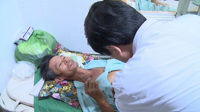 13 trong tổng số 14 bệnh nhân vụ sập tường ở Đồng Nai đã ra viện - Ảnh 2.