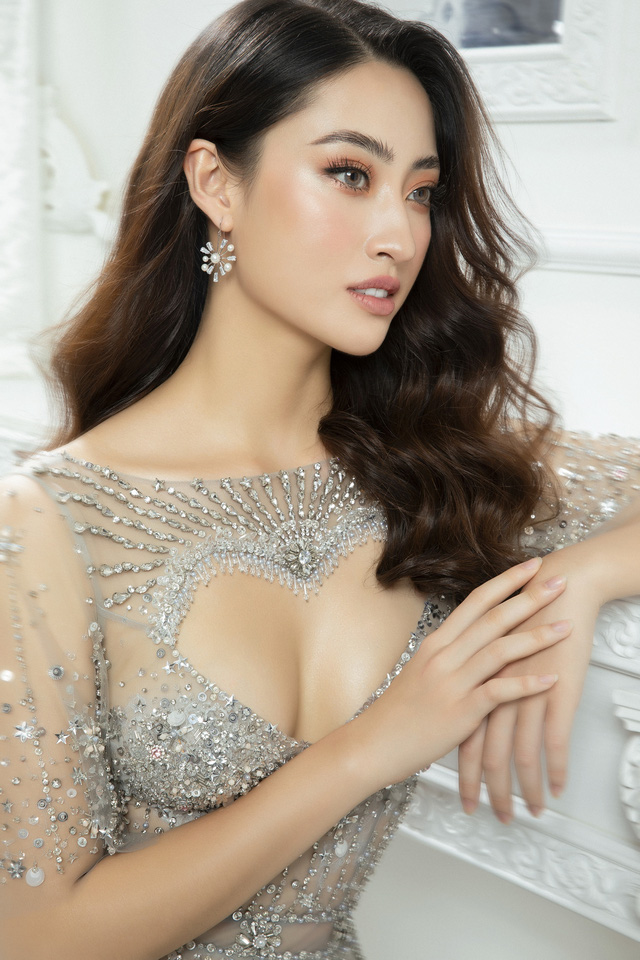 Tròn 1 năm đăng quang Hoa hậu tại Đà Nẵng, Lương Thùy Linh có hành động bất ngờ - Ảnh 10.