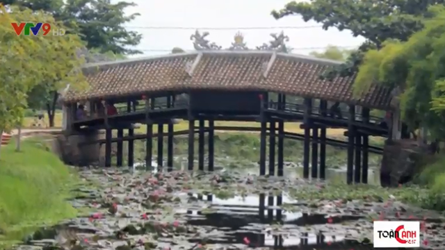 Cầu cổ và hiếm nhất Việt Nam được tháo dỡ để trùng tu - Ảnh 1.