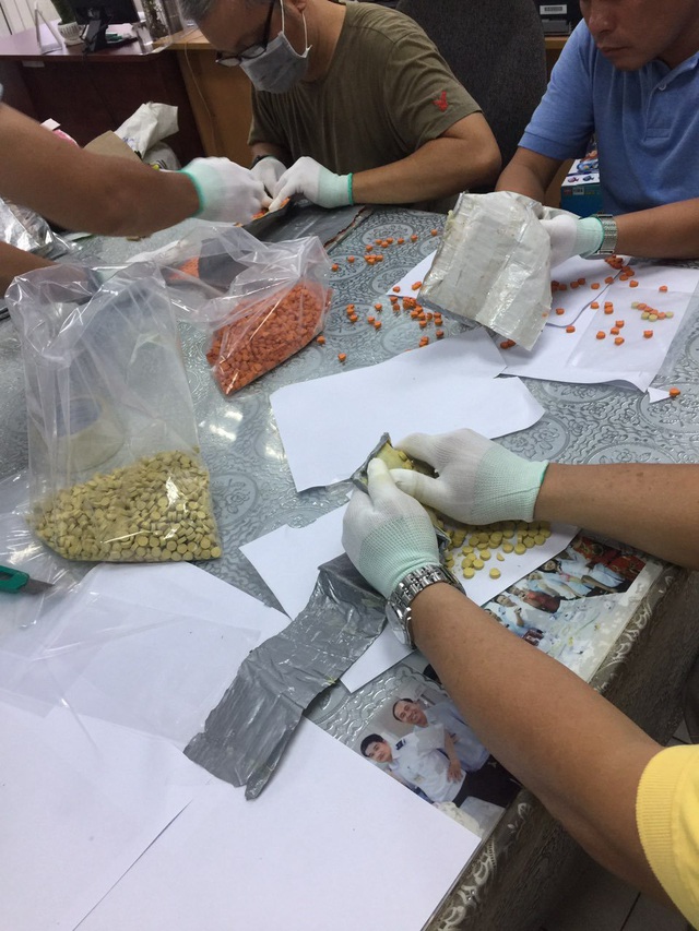 Phá chuyên án, thu giữ hơn 9kg ma túy tổng hợp gửi từ châu Âu về Việt Nam - Ảnh 1.