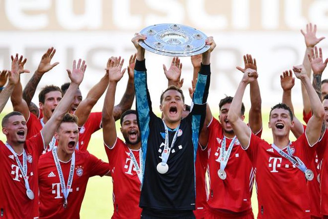 Wolfsburg 0-4 Bayern Munich: Bayern đăng quang trước khán đài trống vắng - Ảnh 4.