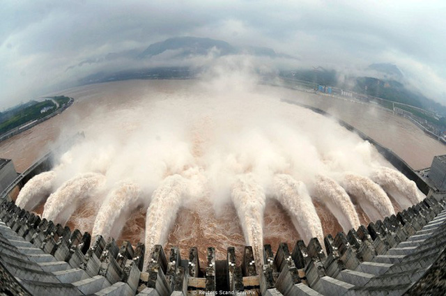 Tỉnh Hồ Bắc, Trung Quốc ghi nhận lượng mưa lịch sử trong 20 năm - Ảnh 1.