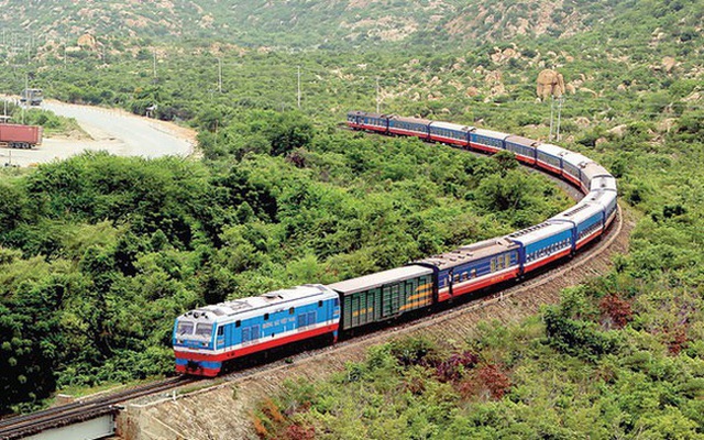 Tổng công ty Đường sắt Việt Nam dự kiến lỗ gần 1.400 tỉ đồng - Ảnh 1.