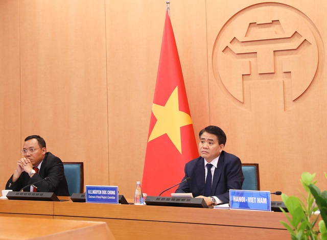 Chủ tịch Hà Nội chia sẻ kinh nghiệm chống dịch COVID-19 với các thị trưởng thành phố trên thế giới - Ảnh 2.