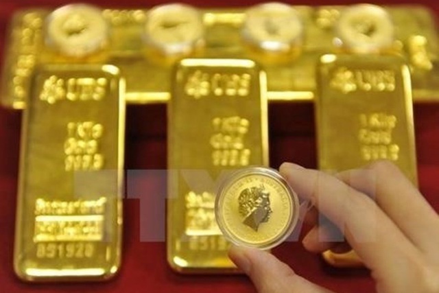 Giá vàng trong nước tăng vọt, vượt mốc 49,5 triệu đồng/lượng - Ảnh 1.